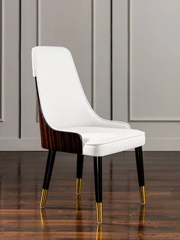 Gaismas luksusa masīvkoka pusdienu krēsls post-modernās ģimenes restorāns modeli, telpas dizaineru radošā augstas klases viesnīca ādas krēsls