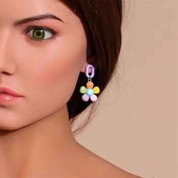LIMAX Modes Tendence Personības Sieviešu Universāls Dizains Krāsains Ziedi Saldie Akrila 3D Gudrs Sieviešu Auskari